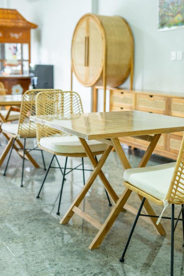 Lunar Dive Resort: Bamboo Villas クブ エクステリア 写真